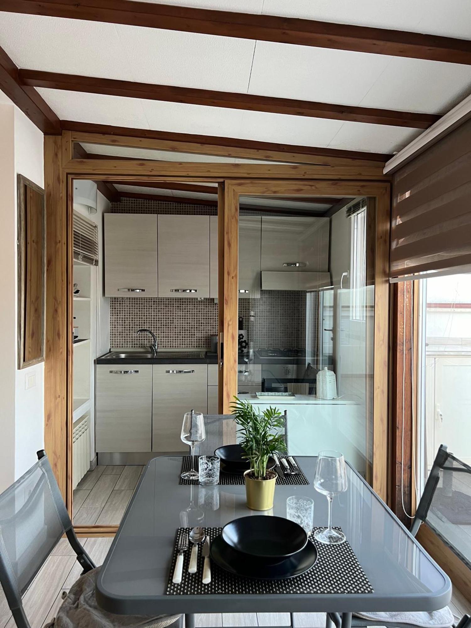 Vivi In Un Attico Tipico Romano Con Vista Su Roma Appartement Rome