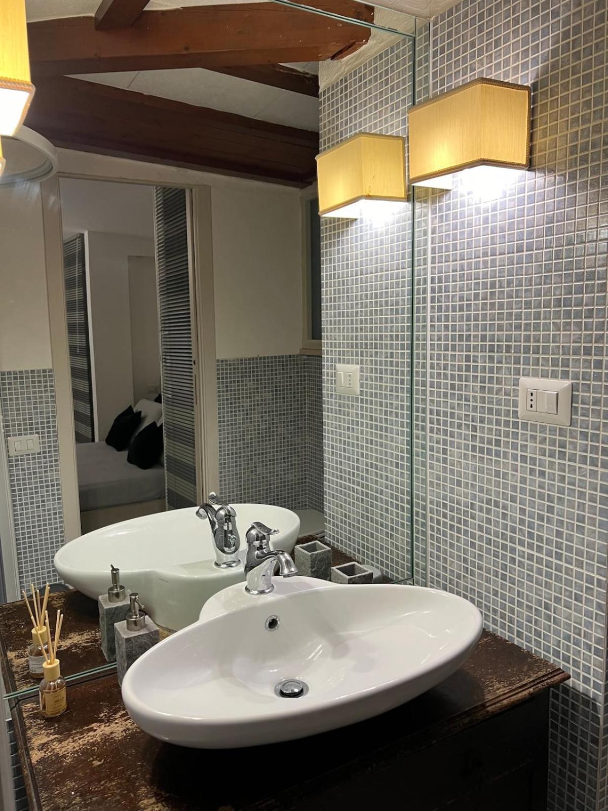 Vivi In Un Attico Tipico Romano Con Vista Su Roma Appartement