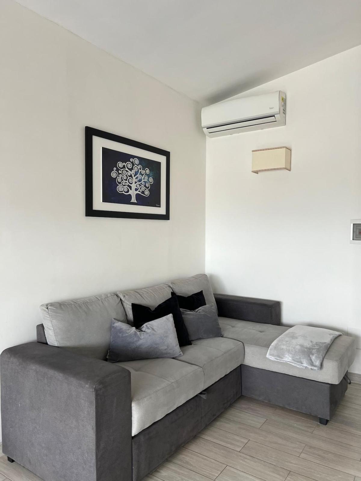 Vivi In Un Attico Tipico Romano Con Vista Su Roma Appartement